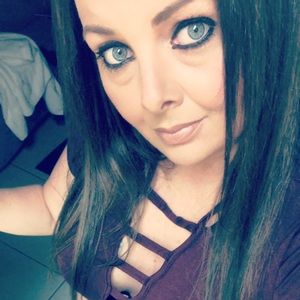 Meet your Posher, Kim